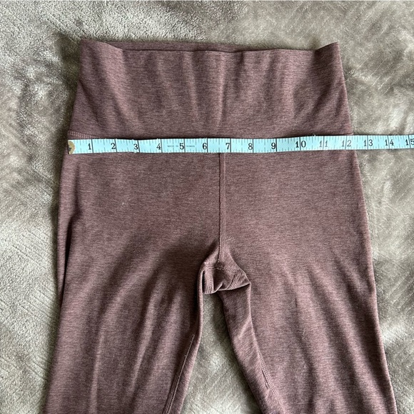 Vuori Clean Elevation Leggings Plum - Picture 5 of 7